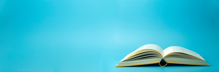 “龖、龘、纛、爨、灪、麤、彠”怎么读？