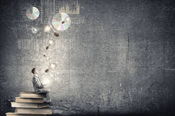 “龖、龘、纛、爨、灪、麤、彠”怎么读？